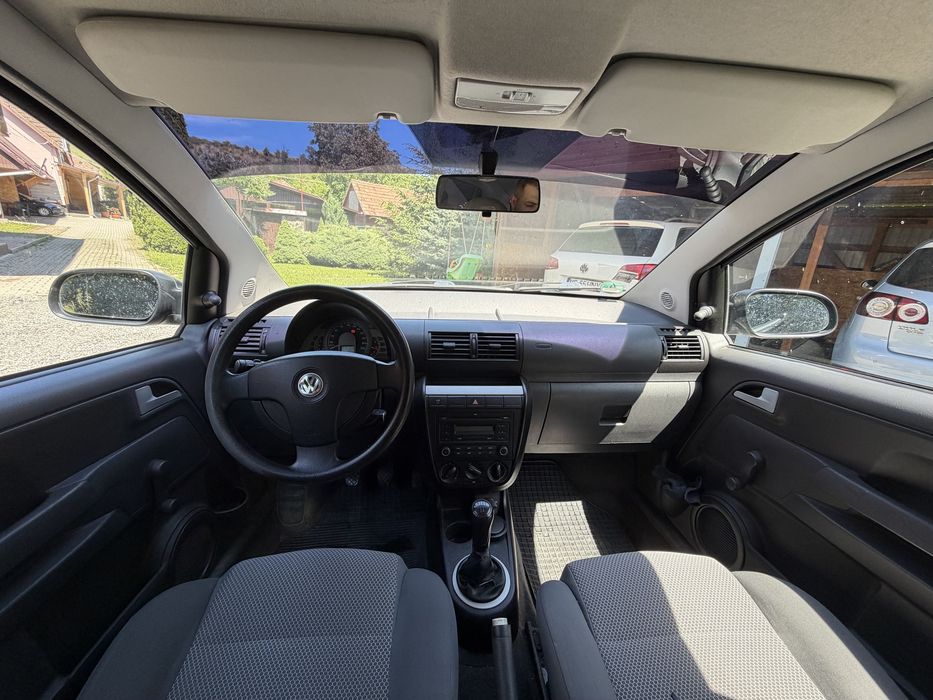 VOLKSWAGEN FOX 2012 — imagine 5