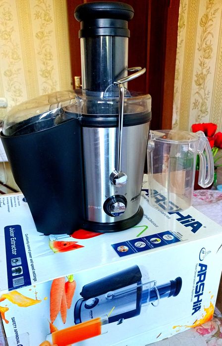 Соковыжималка ARSHIA большой