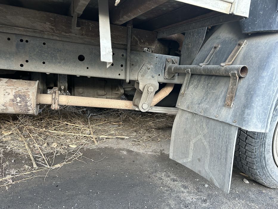 Грузовая машина.