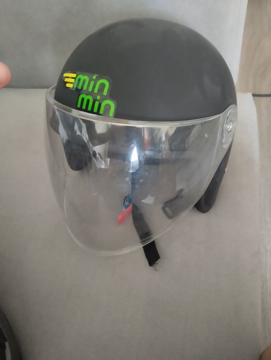 Срочно продам шлема