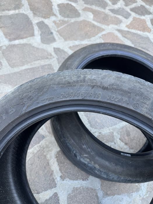 Vand 2 anvelope vara 245 45 19 R Maxxis