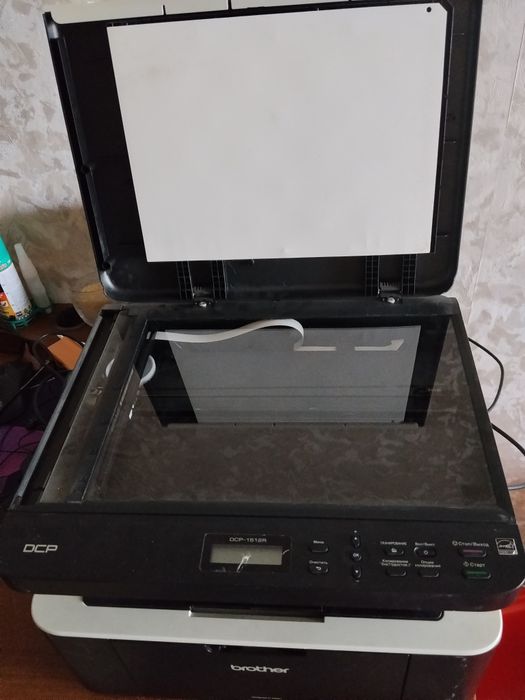 Продам  принтер .