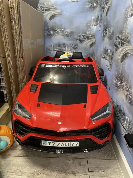 Детская электромашина Lamborghini Urus