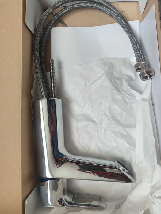 Смеситель Grohe Start Loop для раковины