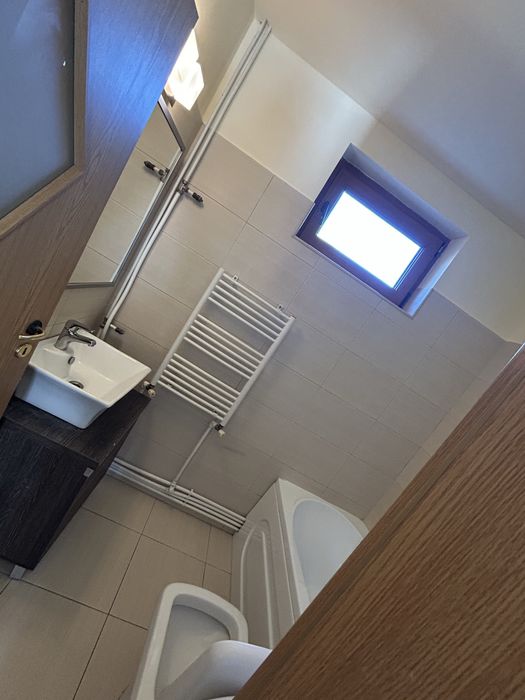 Apartament 3 camere Ultracentral, cu loc de parcare