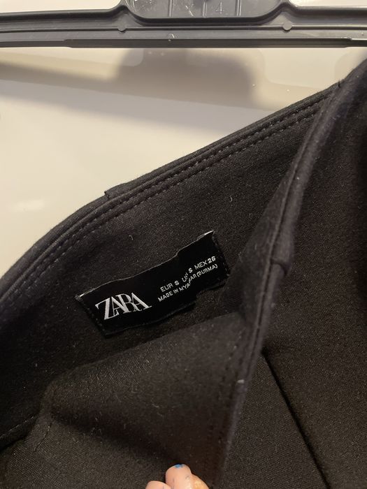Colanti Zara / pantaloni blug / pantaloni evazati sport