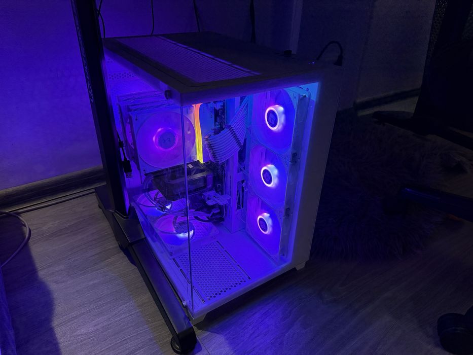 Продавам цял сет ъп кюмпютър Grigs Nova