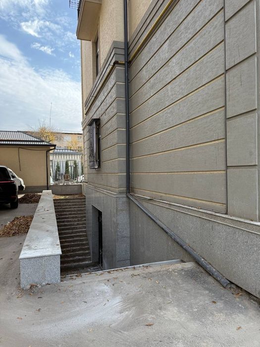 Срочно Продается цокольный этаж Чиланзарский район
