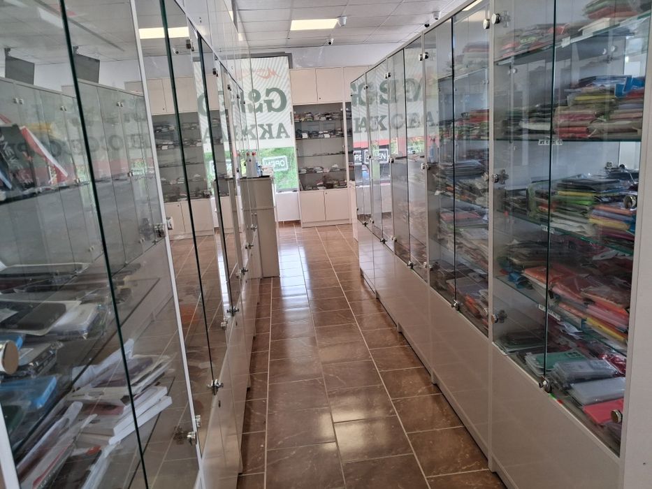 Продавам магазин