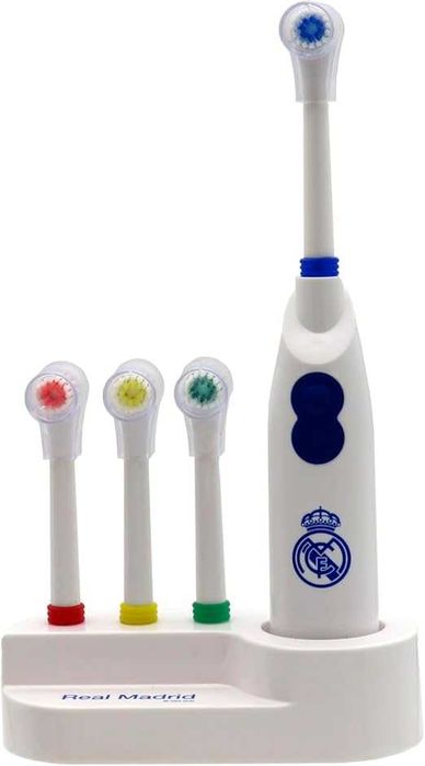 Четка за зъби Real Madrid CyP Brands с батерии и 4 глави