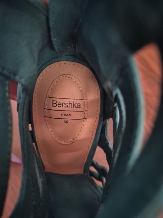 Sandale bershka toc subțire elegante turqoise noi