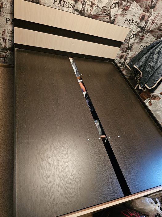 Кровать двуспальная