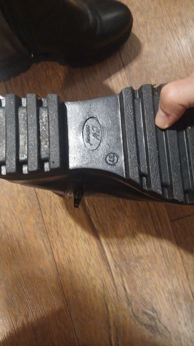 Дамски  боти  кожени