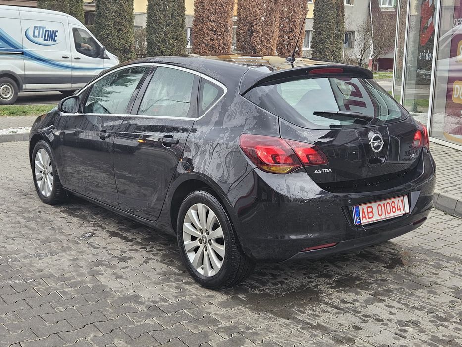Opel Astra J An 2011 Motor 1.7 Diesel RAR EFECTUAT