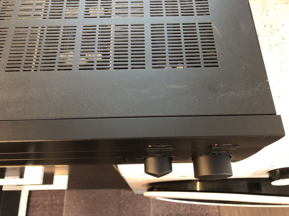 Yamaha AX-590 Стерео