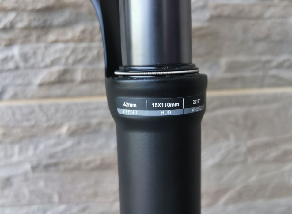 ! РАЗПРОДАЖБА! Вилка Rock Shox Recon Silver RL 2021 150mm / 27.5" Boost Tapered