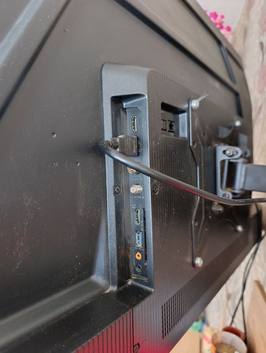 Телевизор tcl 43 инча