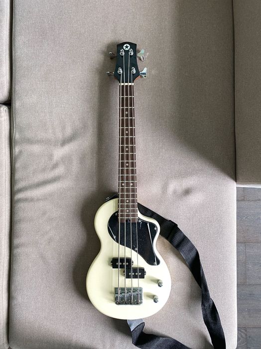 Мини-бас гитара Blackstar