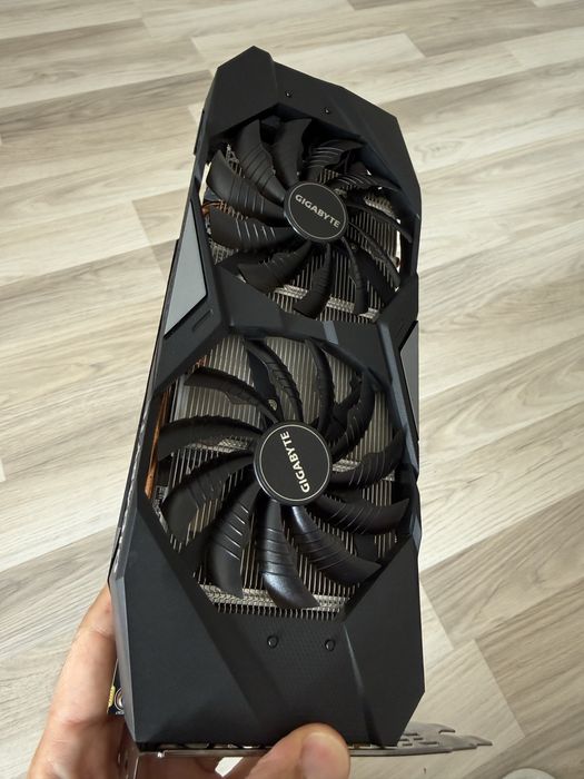 Placa video GTX 1660 TI 6gb ddr6X