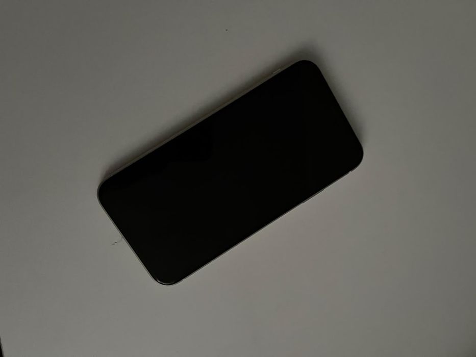 Iphone 11 128gb 77% аккумулятора