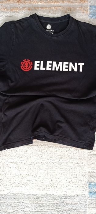Футболка елемент