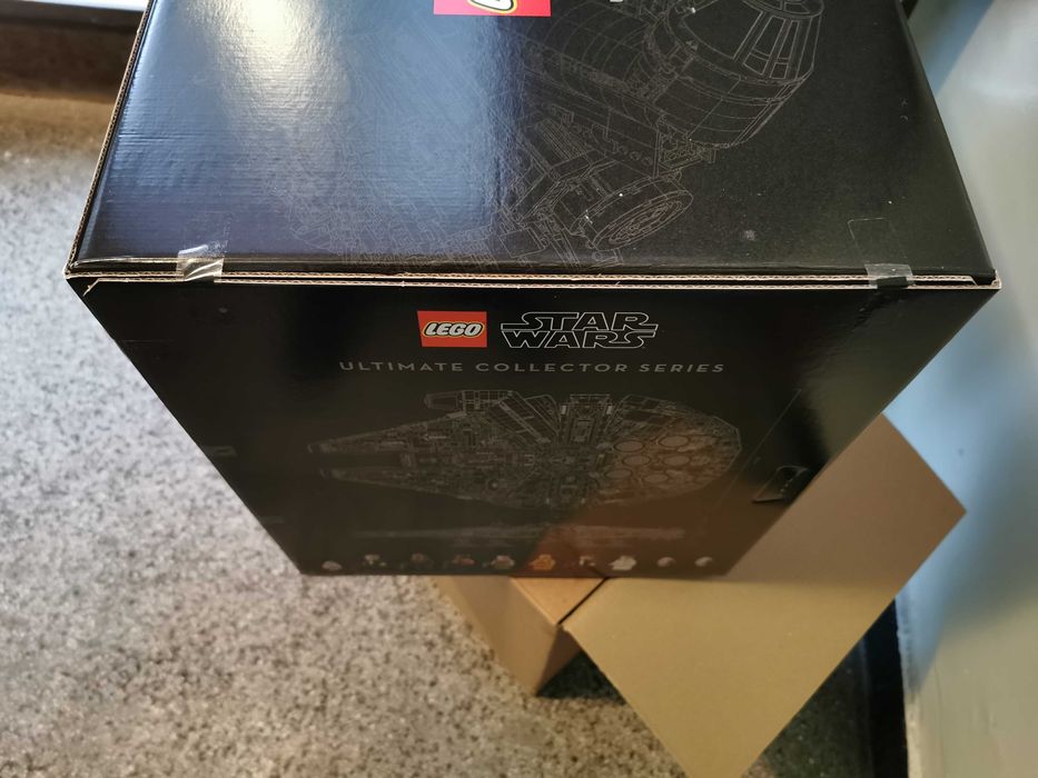 НОВО LEGO Star Wars 75192 Millennium Falcon Лего Хилядолетния сокол