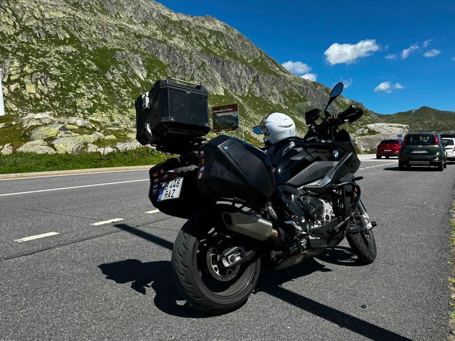BMW S1000XR 2024, Triple Black, Garanție + 3 cutii (moto disponibilă doar între 25 iulie -05 august)