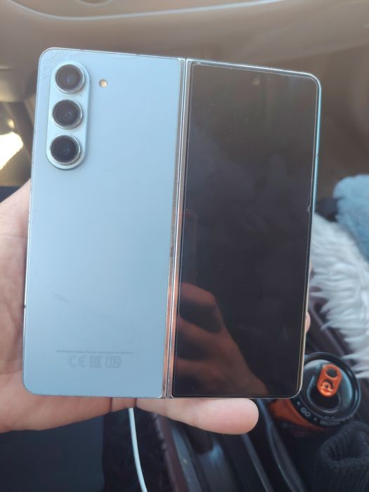 Продам самсунг z fold 5