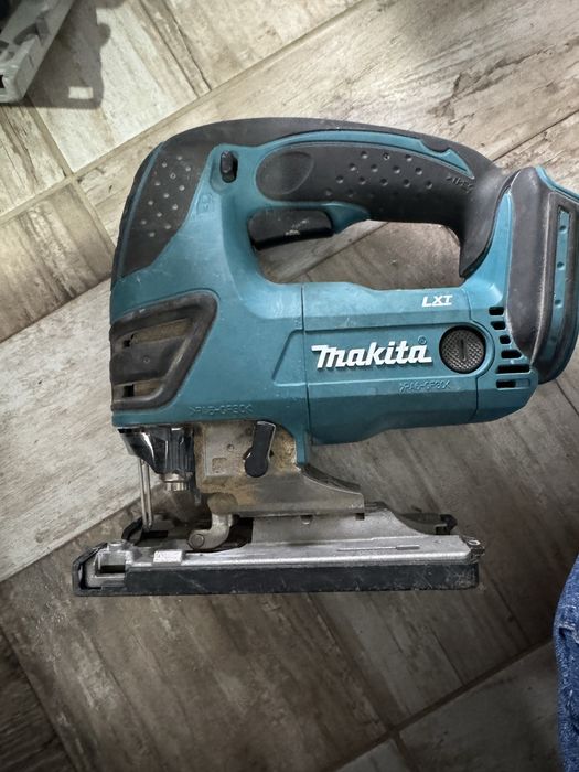 De vanzare Scule Makita