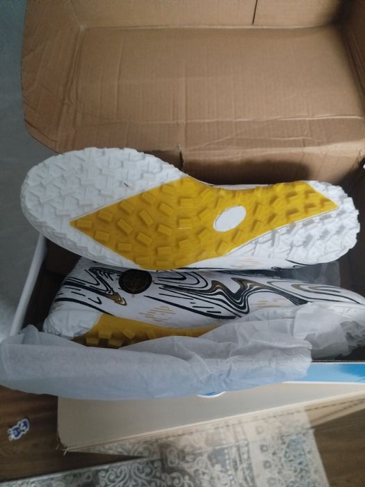 Сороконожки 41 размер, новые