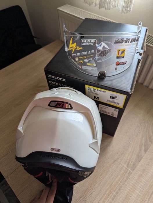 Casca moto Scorpion R1