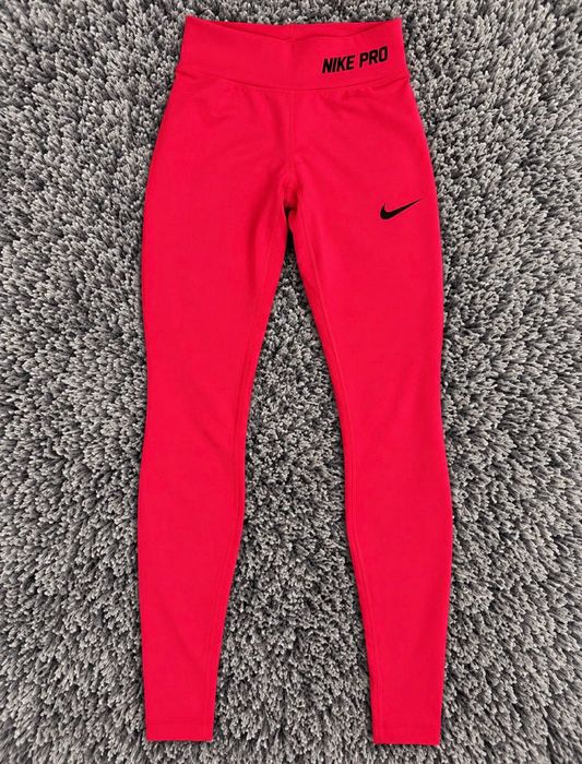Розов клин Nike