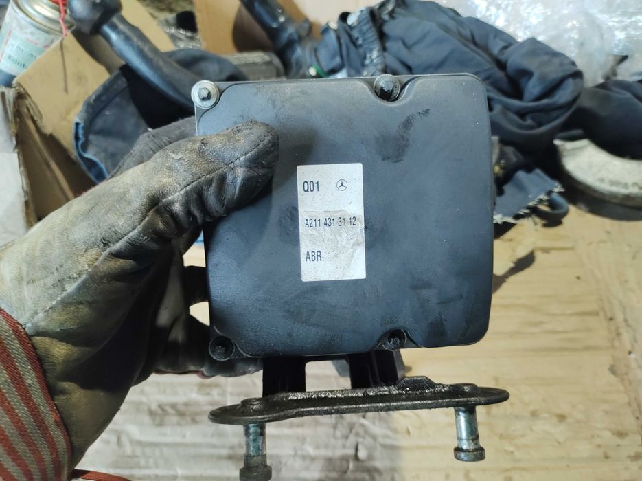 ABS Модул/Помпа Mercedes E class W211 V6 4matic Tmodel OM642