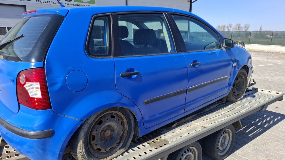 Vand capota,bara far Polo 9N