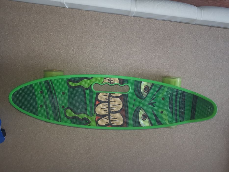 Скейтборт  спортивный детский