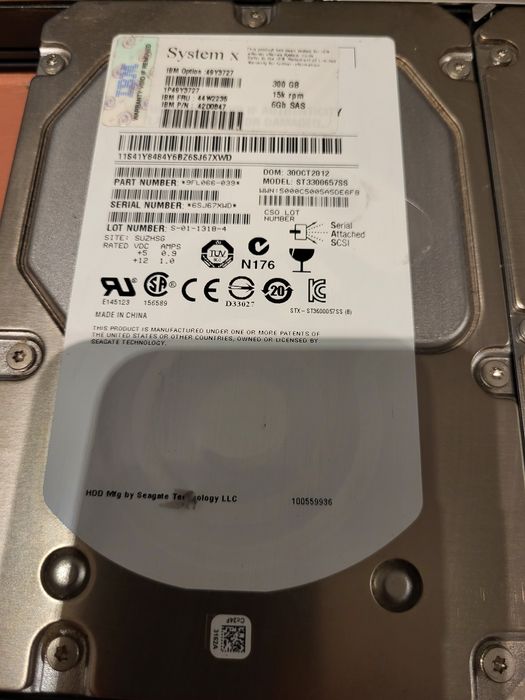 Pachet 16 buc HDD Server IBM 300Gb 15k RPM SAS