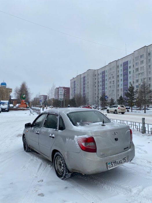 Продаётся Лада гранта 2013 года
