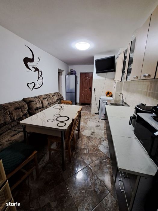 Apartament 2 camere, decomandat, zona SRI