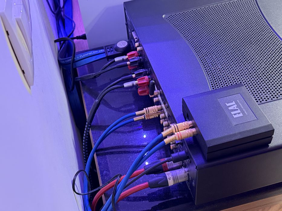 Amplificator Cambridge Audio CXA81