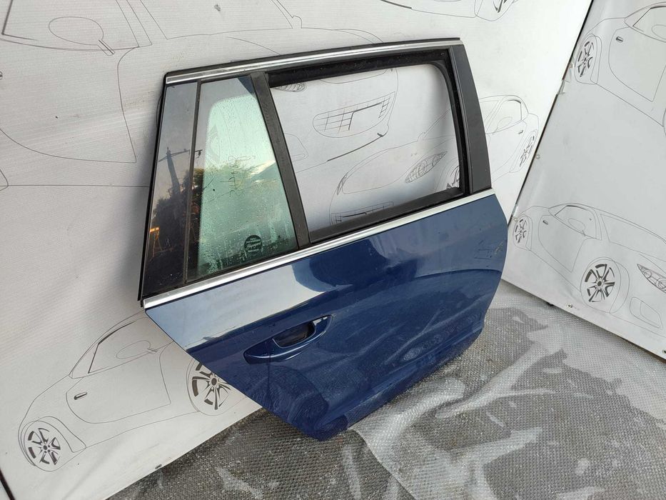 Ușă Spate Dreapta Skoda Superb B6 3T Break Albastru Z5 / F5A 3T9833056 2010 / [2008-2015] / (11V)
