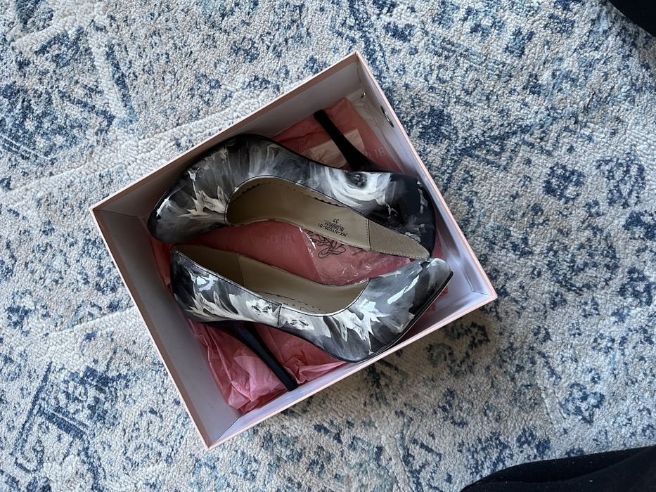 За 8500 тг новая