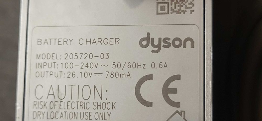 DYSON V8 Incarcator 26.10V-780mA fuctional 90 lei