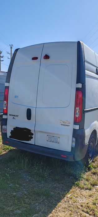 Vând Renault Trafic