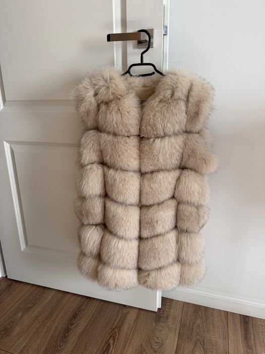 Vestă din blană de vulpe