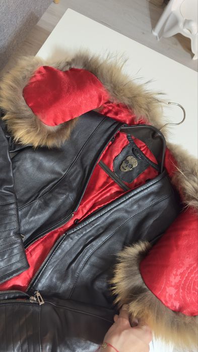 Кожено яке естествена кожа и голяма яка  от естествен косъм