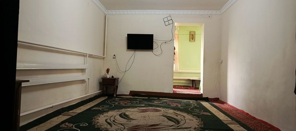 Урганч Шахар сентирда урганч гастроном орка томонида 2 хонали квартира