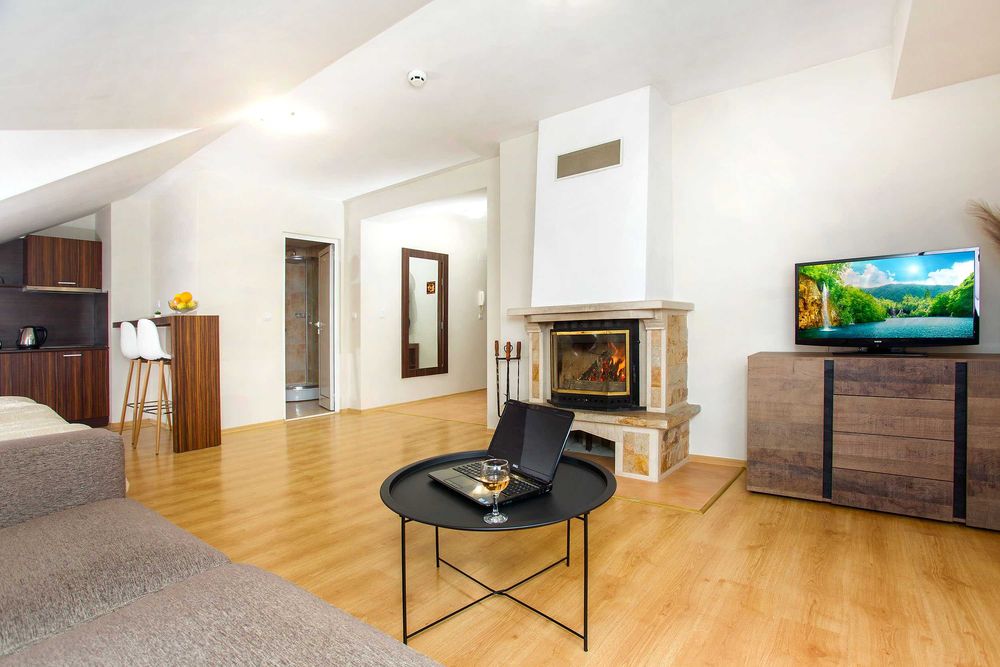 Продава се Ателие в к.к. Пампорово - 59 кв.м за 780 €/кв.м - Снимка #2