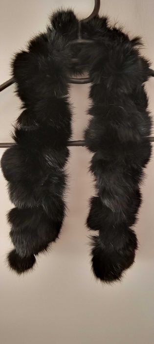 Шал. Шалове. Кожена яка-4-16 евро. Ръкавици -5евро