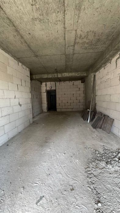 Шота Руставелли Новостройка с кадастром 80м2 с терассой. Закрытый двор