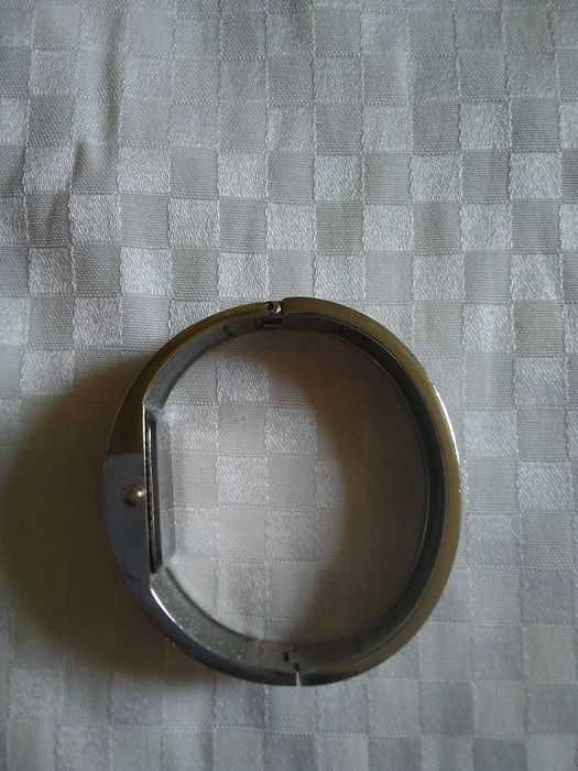 Часовник Mingdu-,нов